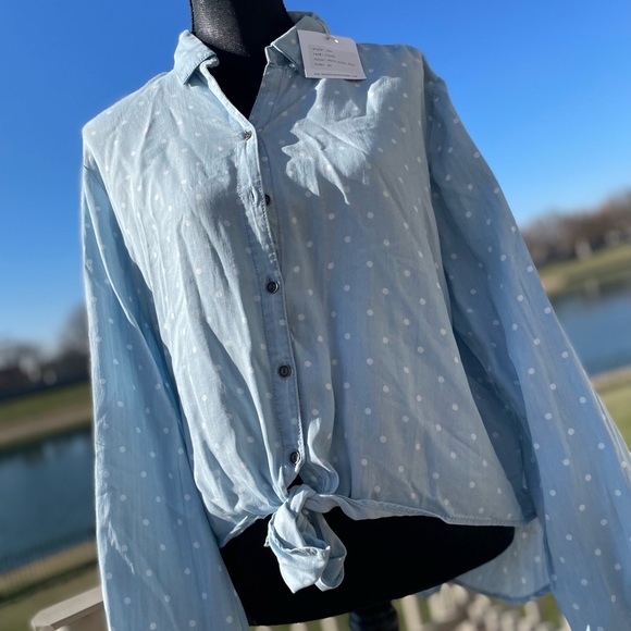 blue and white poka dot button down by beachlunchlounge with tag - Picture 5 of 9